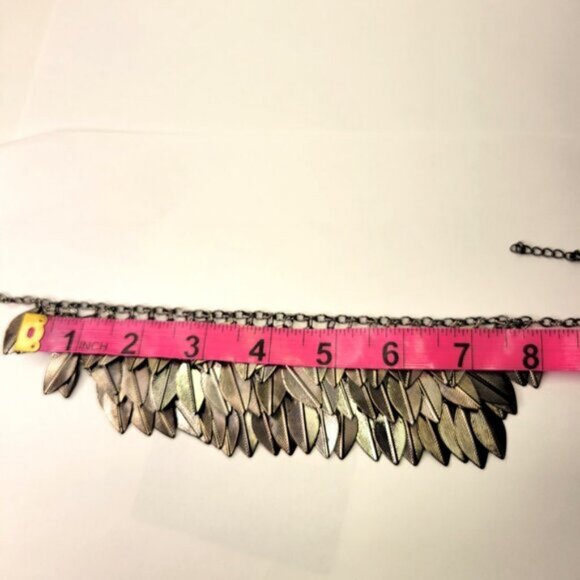 Gunmetal Leaf Dangling Clusters Choker Necklace - Picture 8 of 11